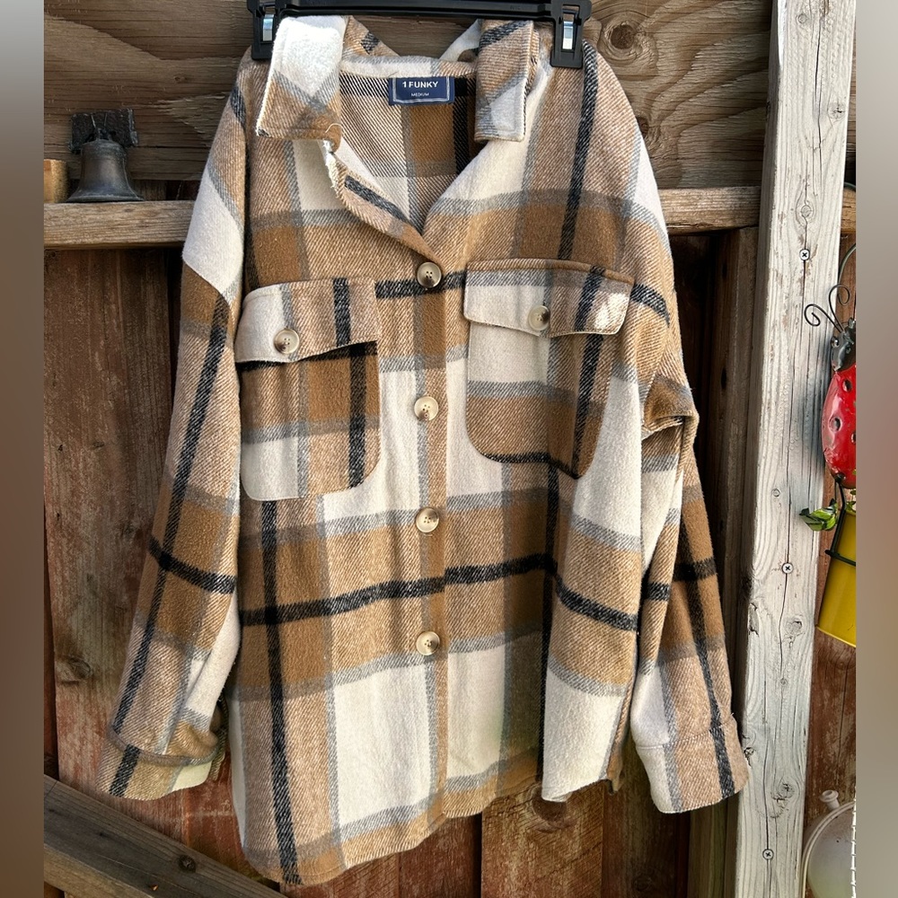 Plaid Flannel! Great condition!